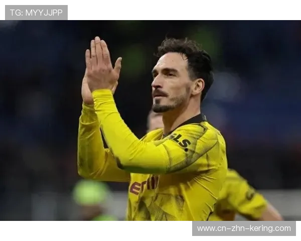 多特加快推进节奏，胡梅尔斯后场长传精准无比